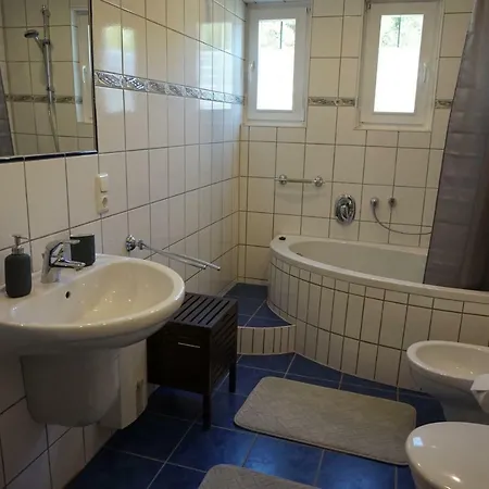 Citynahe Wohnung Festung Ehrenbreitstein 65M² Mit Grossem Garten Coblence Extérieur photo